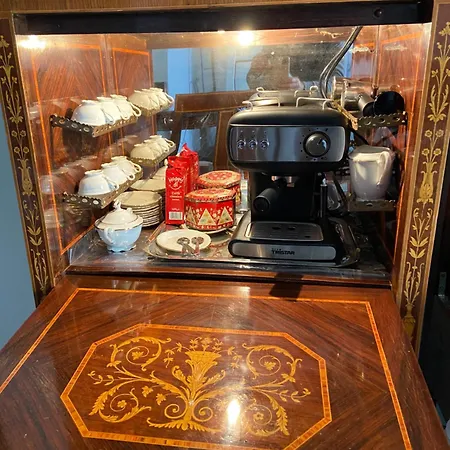 Con Terrazo Solare דירה *