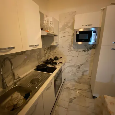 Apartmán Con Terrazo Solare